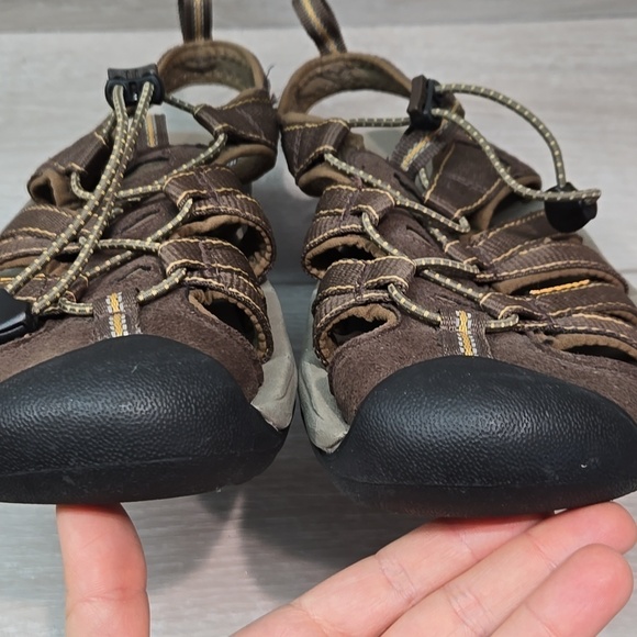 Keen Mens Whisper Outdoor Hiking Fisherman Sandals shoes sz 8.5 main image 7